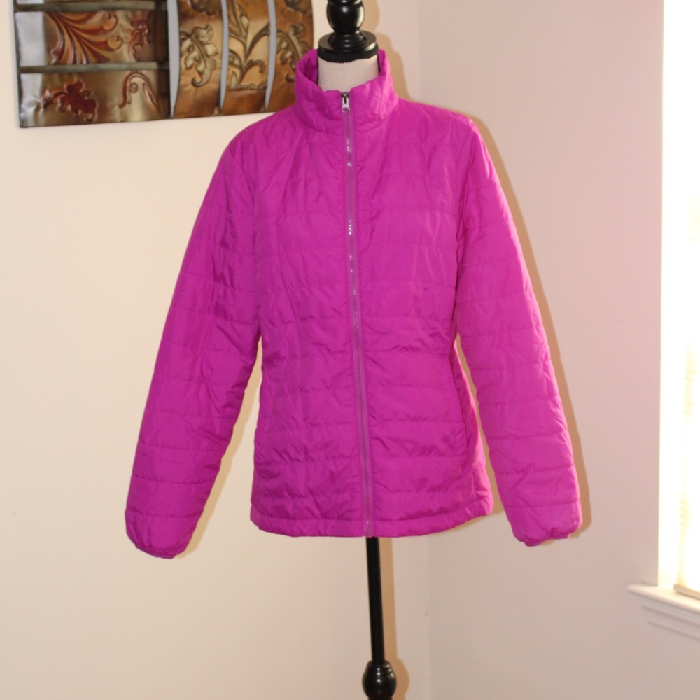 Champion, Fuchsia light weight puffer coat full zipper....